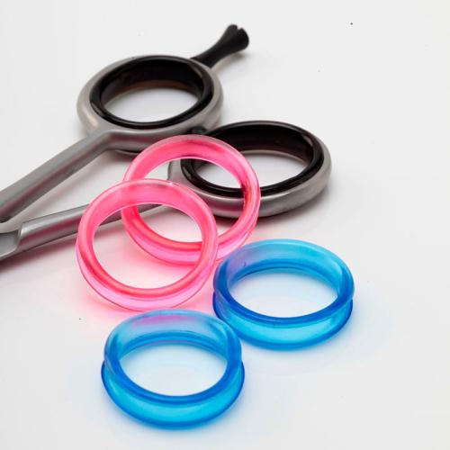 The Glamtech One Thinner comes with 3 different sets of coloured finger rings