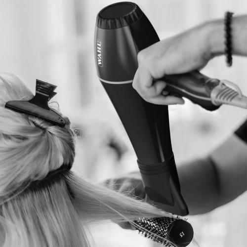 The Wahl Powerdry is ideal for salon blow drys.
