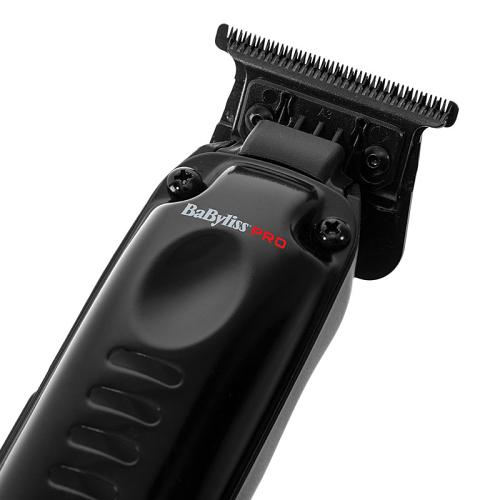 The BaByliss Pro Lo-Pro FX Skeleton Trimmer has a fully exposed T-Blade for 360° visibility.