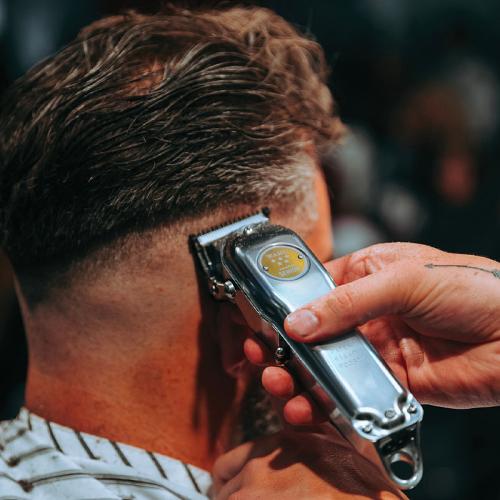 The Wahl Cordless Senior Metal Edition in action