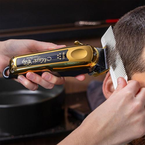 The Wahl Cordless Magic Clip Gold in action and looking sharp!