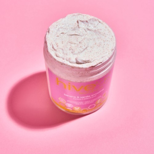 Hive Banana and Vanilla Smoothie Scrub open lid showing product