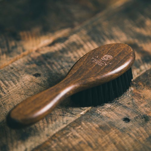 The Bluebeards Revenge Fade Brush has their famous logo laser-etched onto its beech wood body.