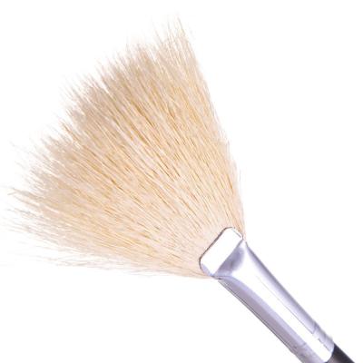 Kumi Fan Make-Up Brush